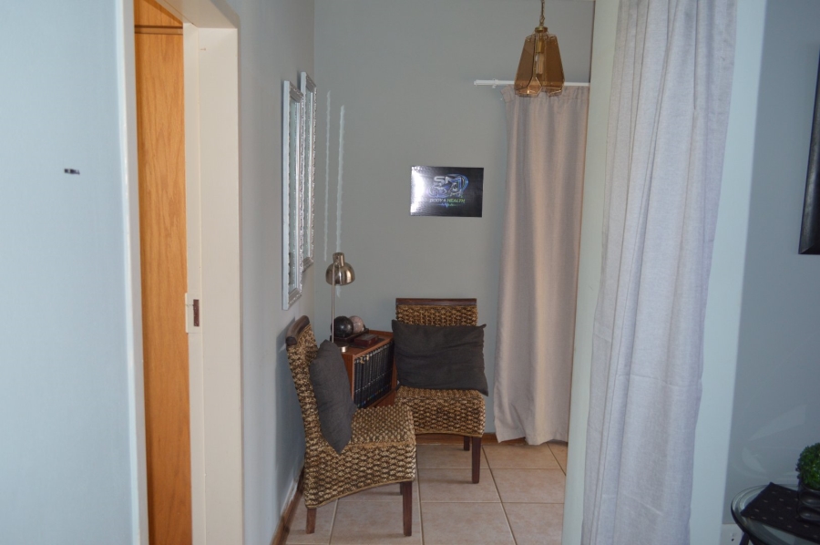 3 Bedroom Property for Sale in Flamwood North West